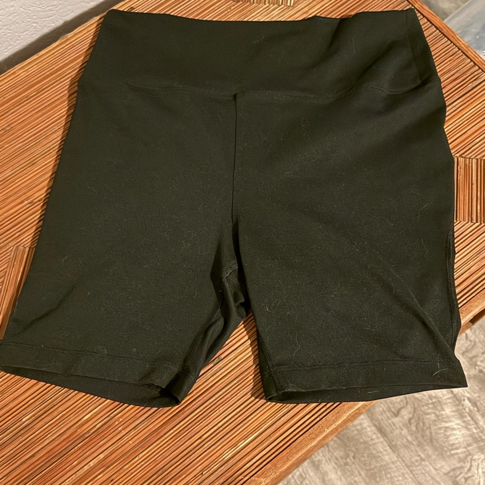 Outdoor Voices Women's Black Shorts - XL